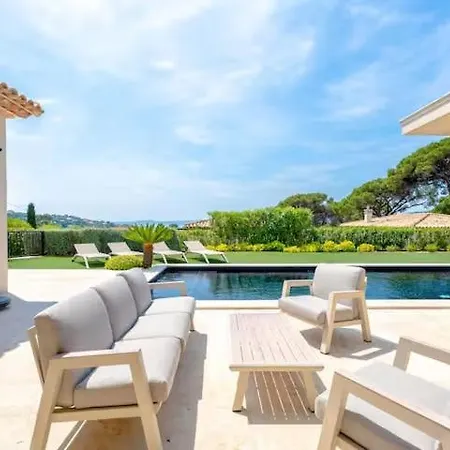 Beaches Villa *