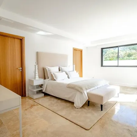 Beaches Villa *